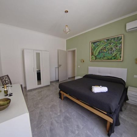 Hotel La Terrazza Di Stefy Acilia Zewnętrze zdjęcie